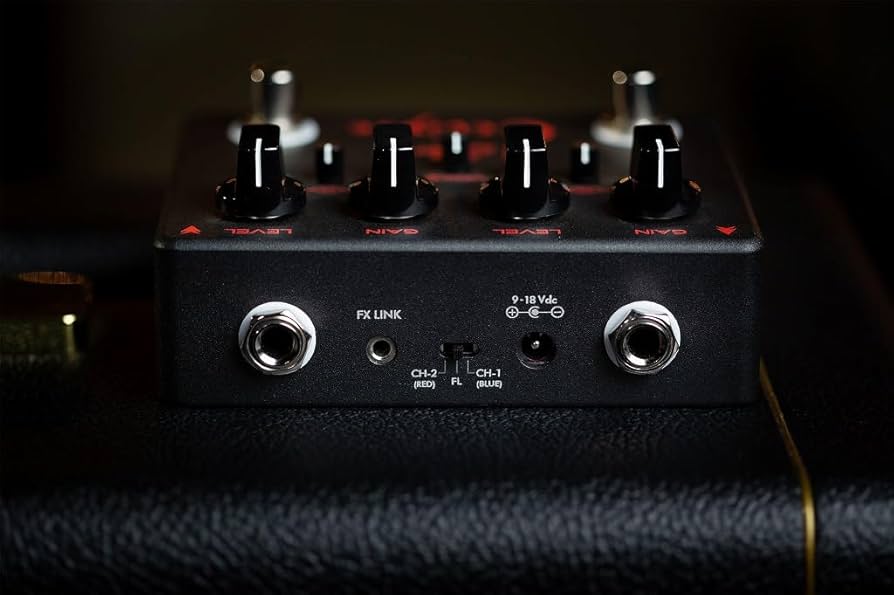 Suhr Eclipse 【付属品完備】 Suhrからオーバードライブ「Eclipse」登場。2つの独立回路をもつ