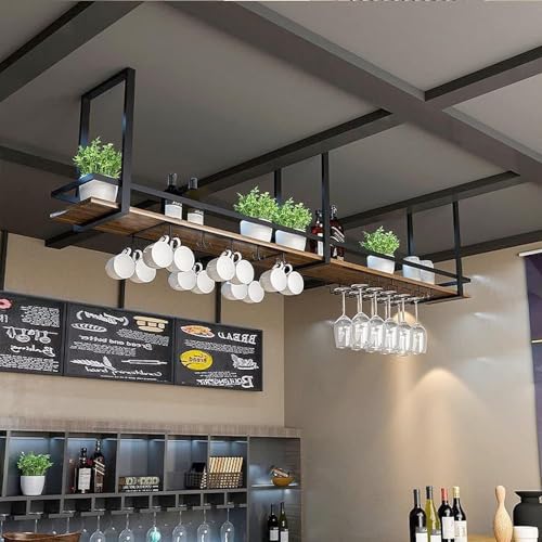 Étagères flottantes de plafond pour libérer l'espace au sol des restaurants
