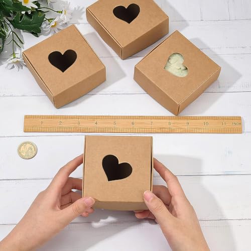 BENECREAT 20 paquetes 8,7 x 8,7 x 3,6 cm cajas de papel Kraft con agujero de corazón, caja de regalo vacía marrón para San Valentín, boda, cumpleaños, descuento de diplomas - imagen 3