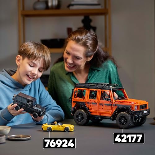 Technic Mercedes-Benz G 500 PROFESSIONAL Line, Modellino di Auto Fuoristrada da Costruire per Adulti, Veicolo 4X4 Classe G da Esposizione Ricco di Dettagli, Regalo Collezione per Lui o Lei 42177 - Lego - Immagine 6