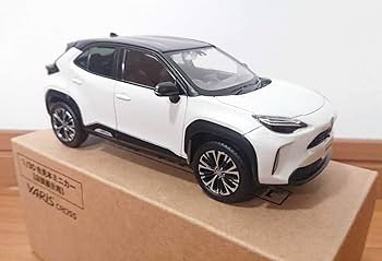 新品未開封 ヤリスクロス ホワイト ミニカー カラーサンプル 1/30 ⑨2KR 新品未開封 ヤリスクロス ホワイト ミニカー カラーサンプル 1