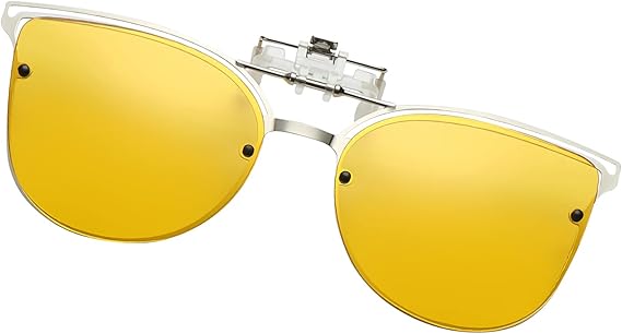 Amazon Co Jp クリップオン 偏光 サングラス 夜間運転 イエロー 偏光レンズ めがねの上から 跳ね上げ式 メガネ 取り付け サングラス 夜間 夜 運転 ナイト ドライブ 偏光レンズ 夜釣り 雨天用 昼夜兼用 スポーツ アウトドア