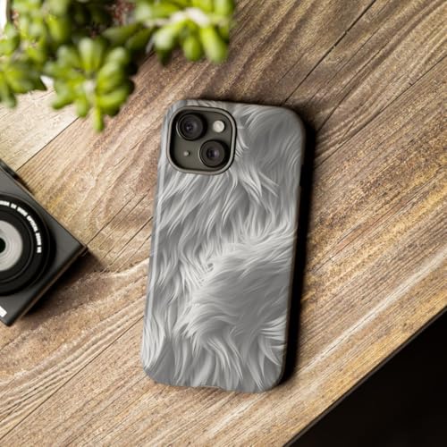 Coque rigide iPhone 15 texture fourrure blanche pour protéger sans rayer le téléphone