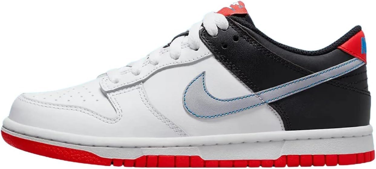 Nike Boys' Dunk Low SE Sneakers