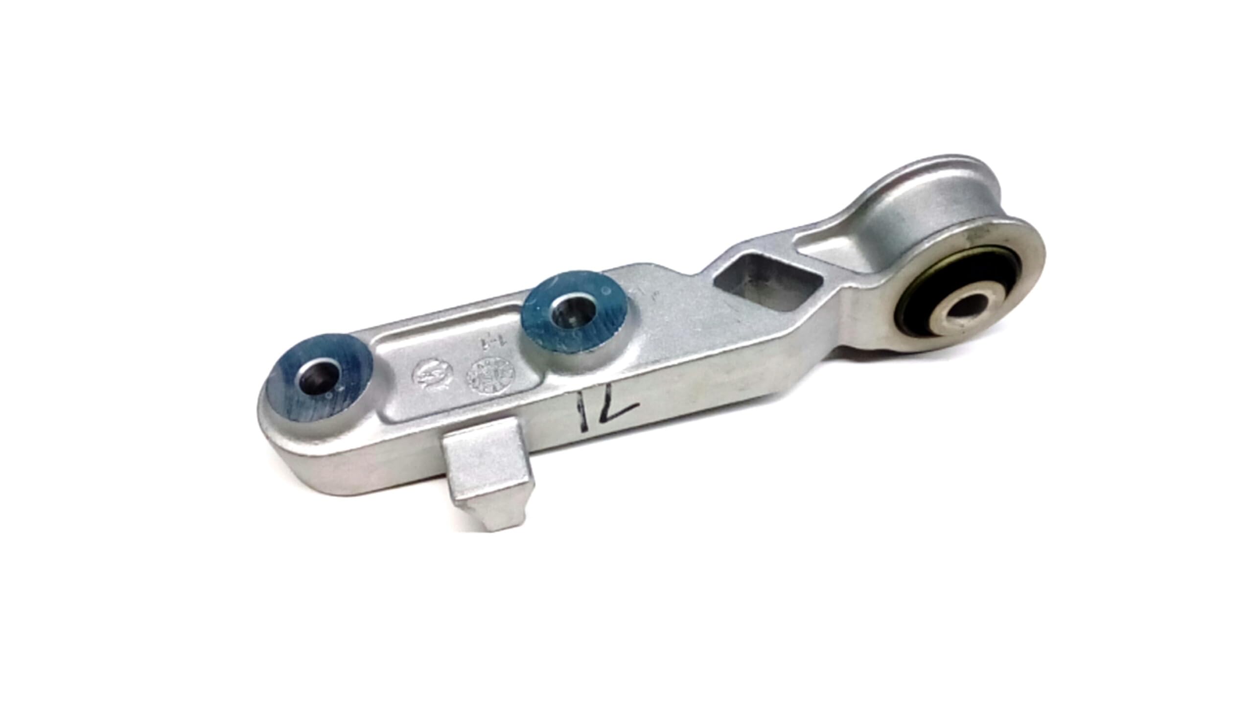 VOLVO S60 V60 XC60 II lapa podkładka silnika OE 31359890