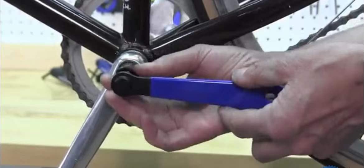 Amazon | Lkonwee 自転車クランクプーラーリムーバーエクストラクター