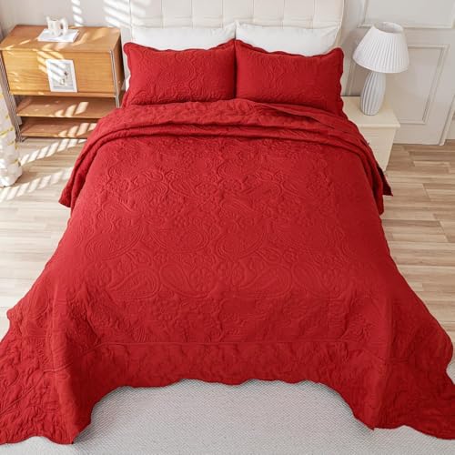 Image of EVENHUG Oversized King Quilt California King Size Lightweight Bedding Set Reversible Bedspread Coverlets for All Seasons 3 Piece (Red 120 inchx128 inch)