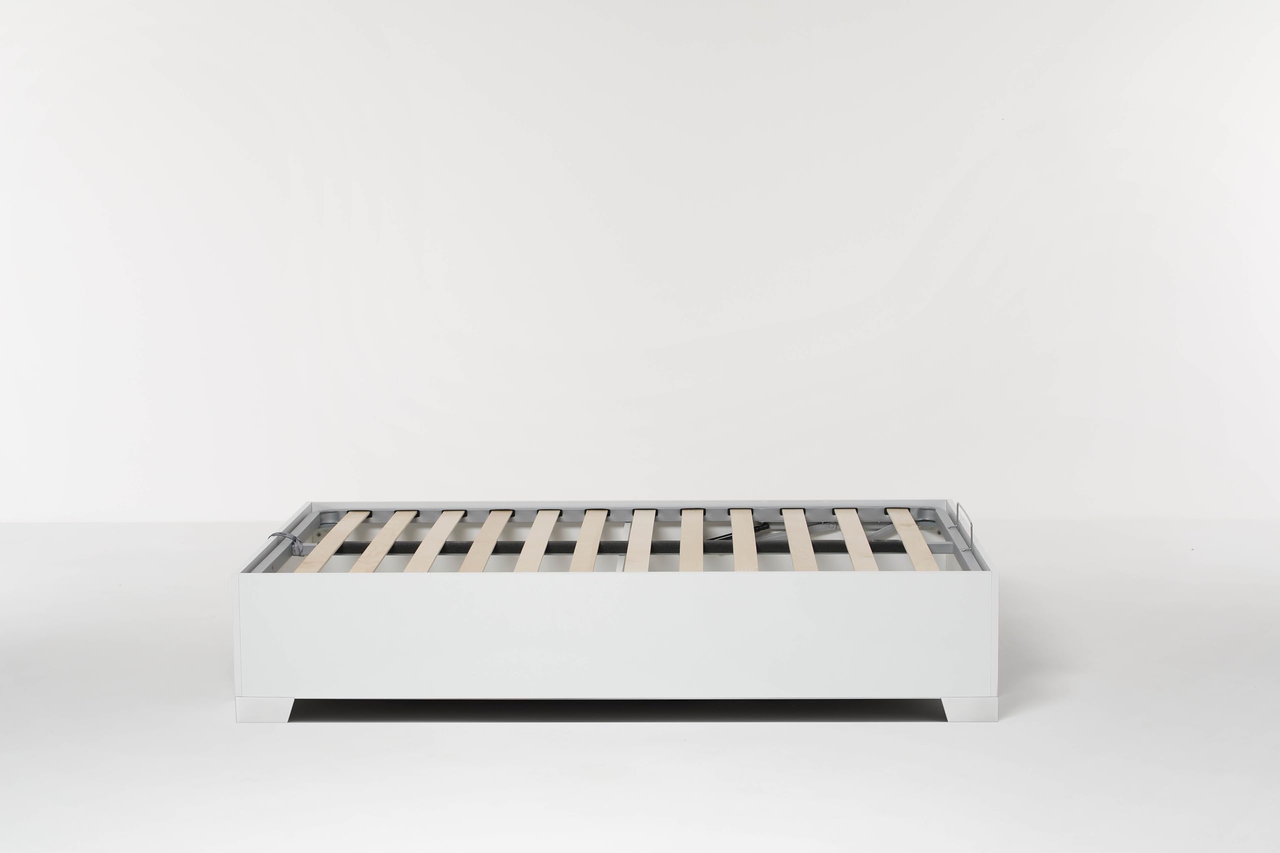 Letto Contenitore Bed Box da una piazza e mezza 120x190 cm, Bianco, con piedini, con Rete a Doghe e Sistema di Sollevamento
