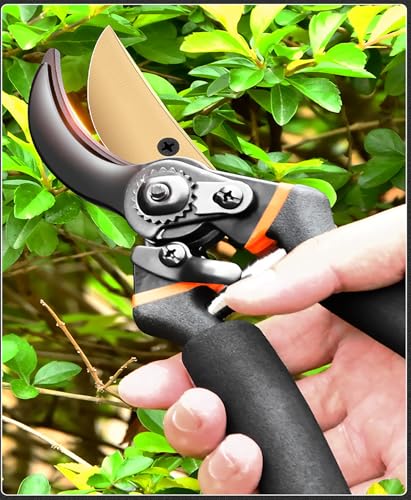 Hermhoffer Garden Slicer Pro | Robuste ultrascharfe Gartenschere mit weichem, gepolstertem Griff aus japanischem Kohlenstoffstahl – perfekter Schnitt in Ihrem Garten. (Schwarz) – Bild 4