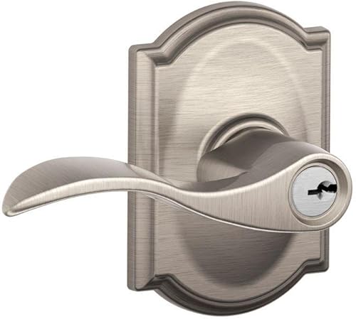 SCHLAGE - Manija Accent con cerradura de entrada con llave y moldura Camelot en níquel satinado - F51A ACC 619 CAM