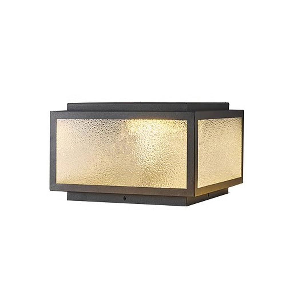 Lampe sur poteau solaire au style traditionnel noir pour l'éclairage de portail