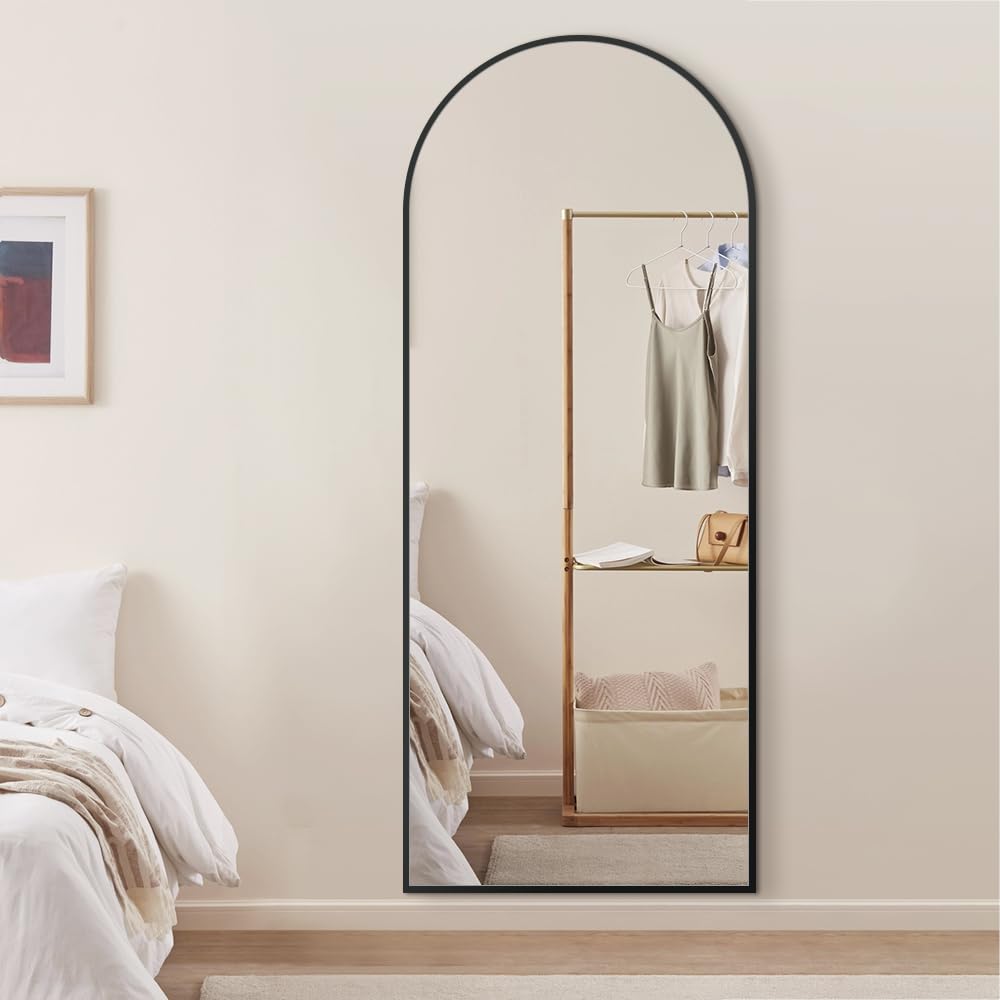 Advwin Minimalist Leaner Full Length Mirror — Matte Black - In-Room Setting