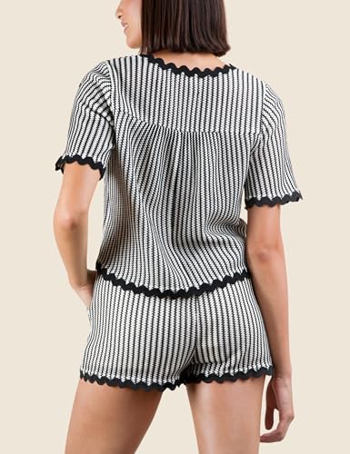 Esmeling Women Summer Striped 2 Piece Outfits V Neck Short Sleeve Knit Suit Tie Front Shorts Set with Pocket2