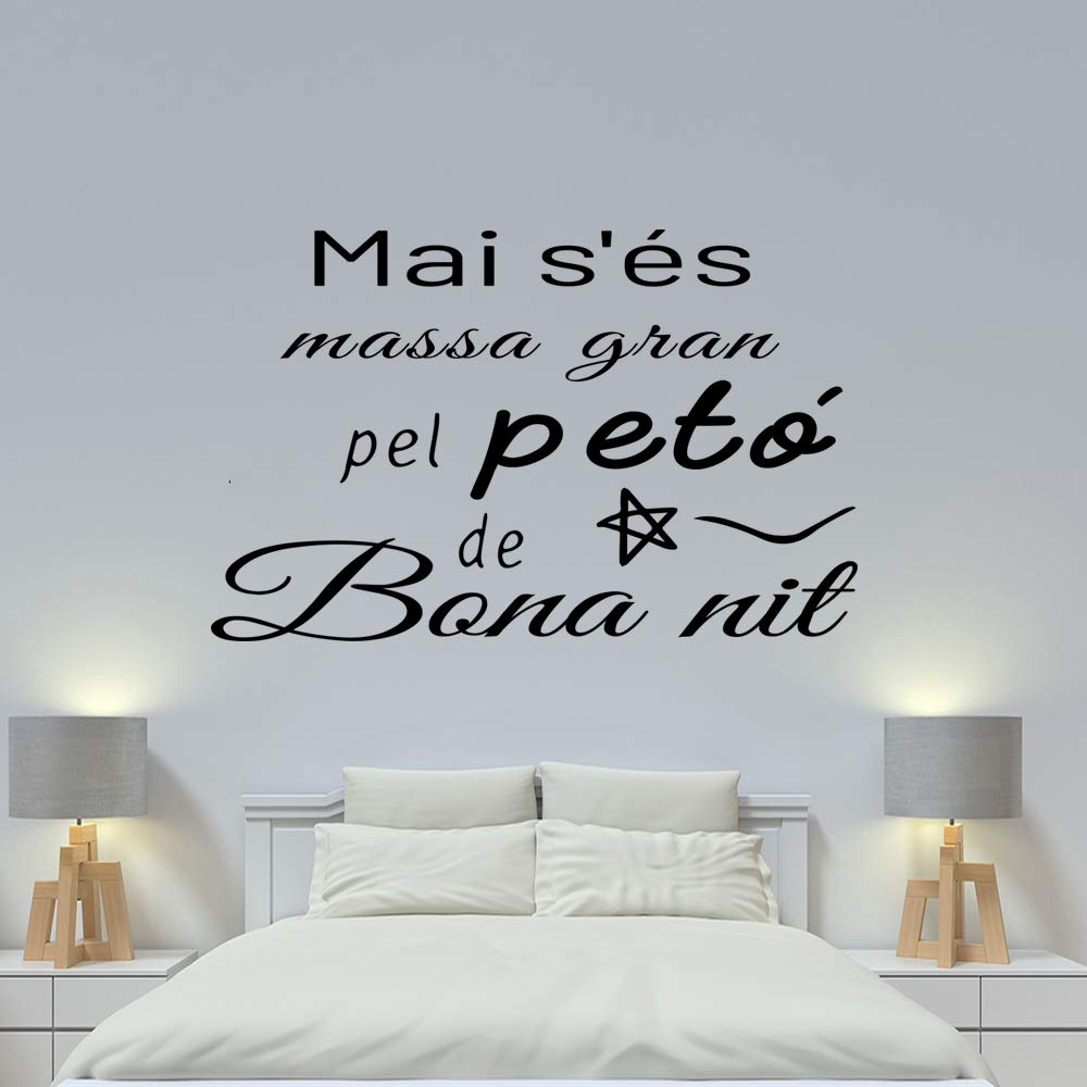 Adesivo da parete rimovibile con frase catalana "MAI S'ÉS MASSA GRAN."