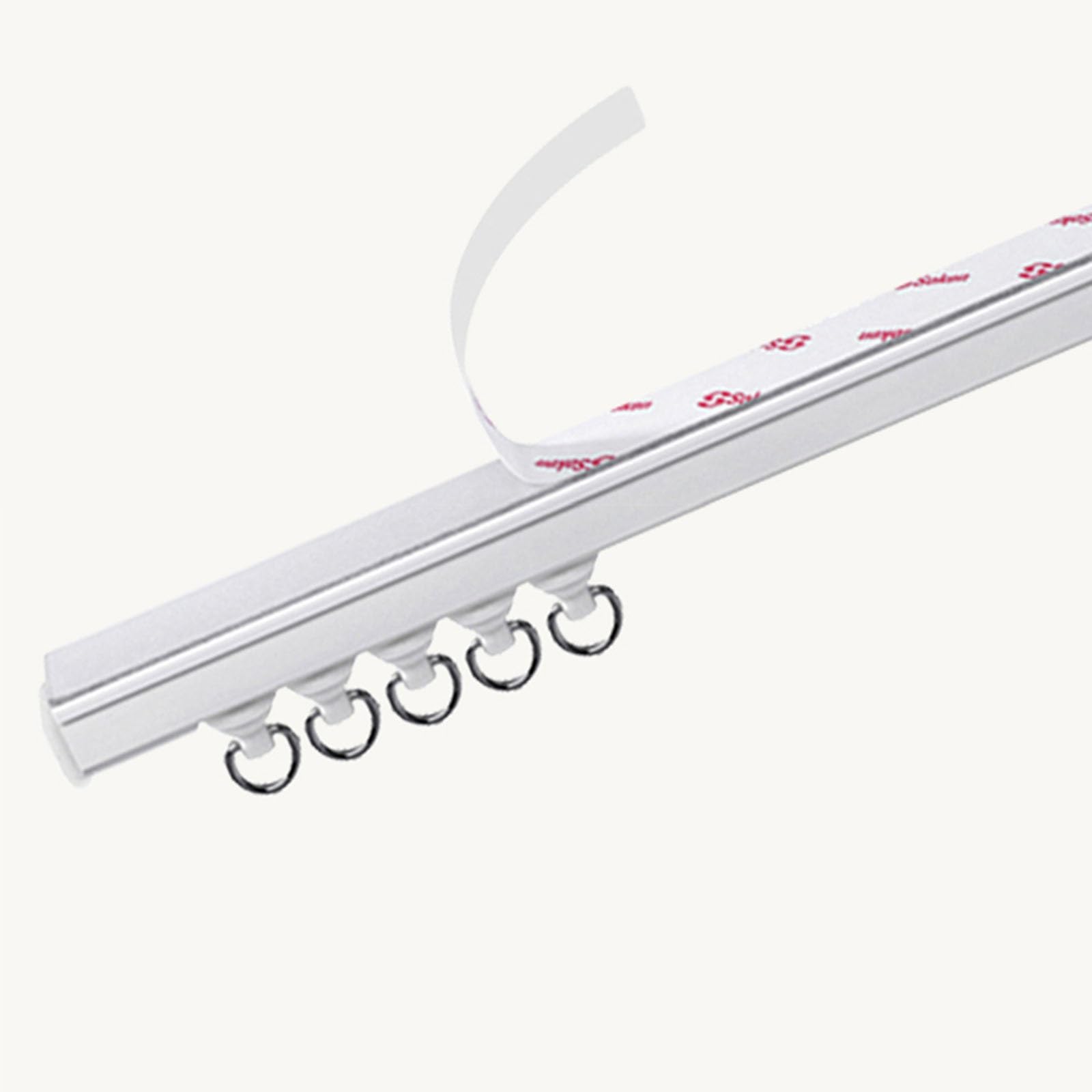 Rail de câbles 250 cm flexible et facile à installer chez soi