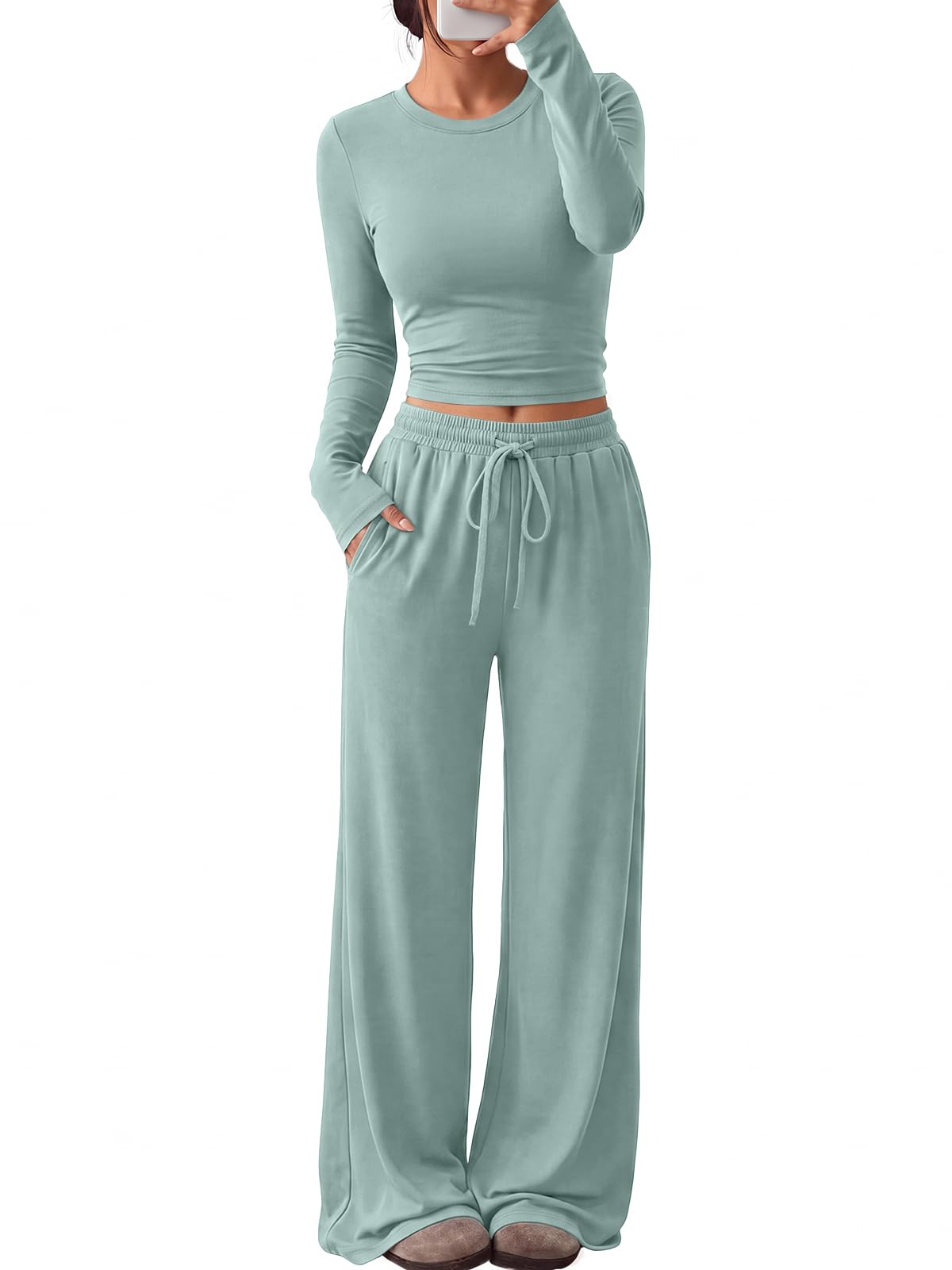 Trendy Queen Women's 2 Piece 2026 Fall Fashion Lounge Set with Pockets | Airport Outfit, Athleisure Workout Set, Fall Wardrobe Staple, Winter Style, Side-Ruched Top, Drawstring Wide-Leg Pants