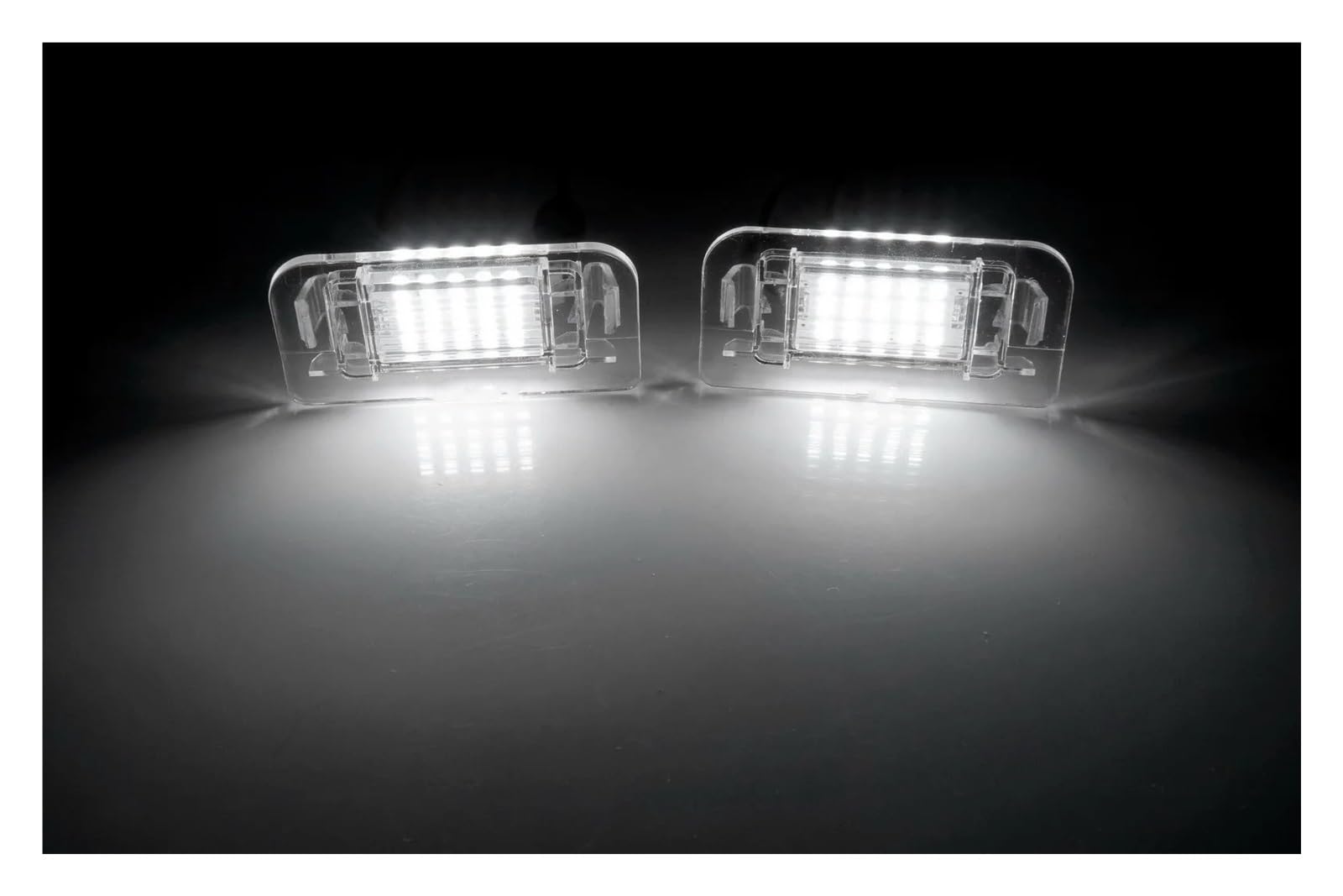Kalunfex 2 stuks kentekenplaatverlichting voor W246 W242 B-klasse 2011-2019 achterbordverlichting 2468201566