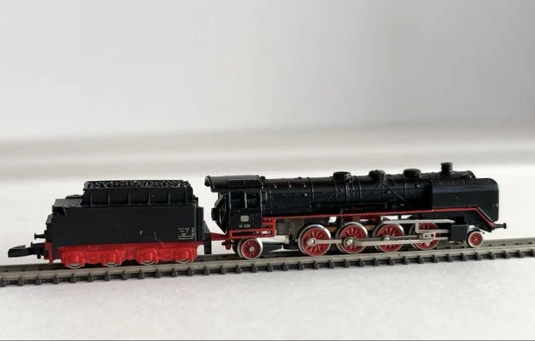 メルクリン mini-club 　8827 BR41 高速貨物列車用大型重機関車 Amazon | メルクリン -club 8827 BR41 高速貨物列車用大型重機関