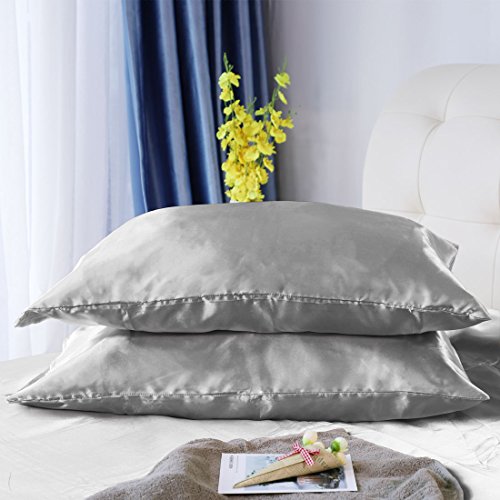 Uxcell Duvet Cover Set With 2 Pillow Shams,Soft Polyester Silky Satin Bedding 3-Piece Set,Solid Color Satiny Comforter Cover Set With Zipper Closure & Corner Ties King Gray #TOP4