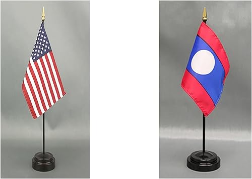 Miniatura 10 de Fabricado en los Estados Unidos. 1 escritorio de oficina de rayón estadounidense y 1 internacional de 4 x 6 pulgadas y bandera de mesa pequeña que