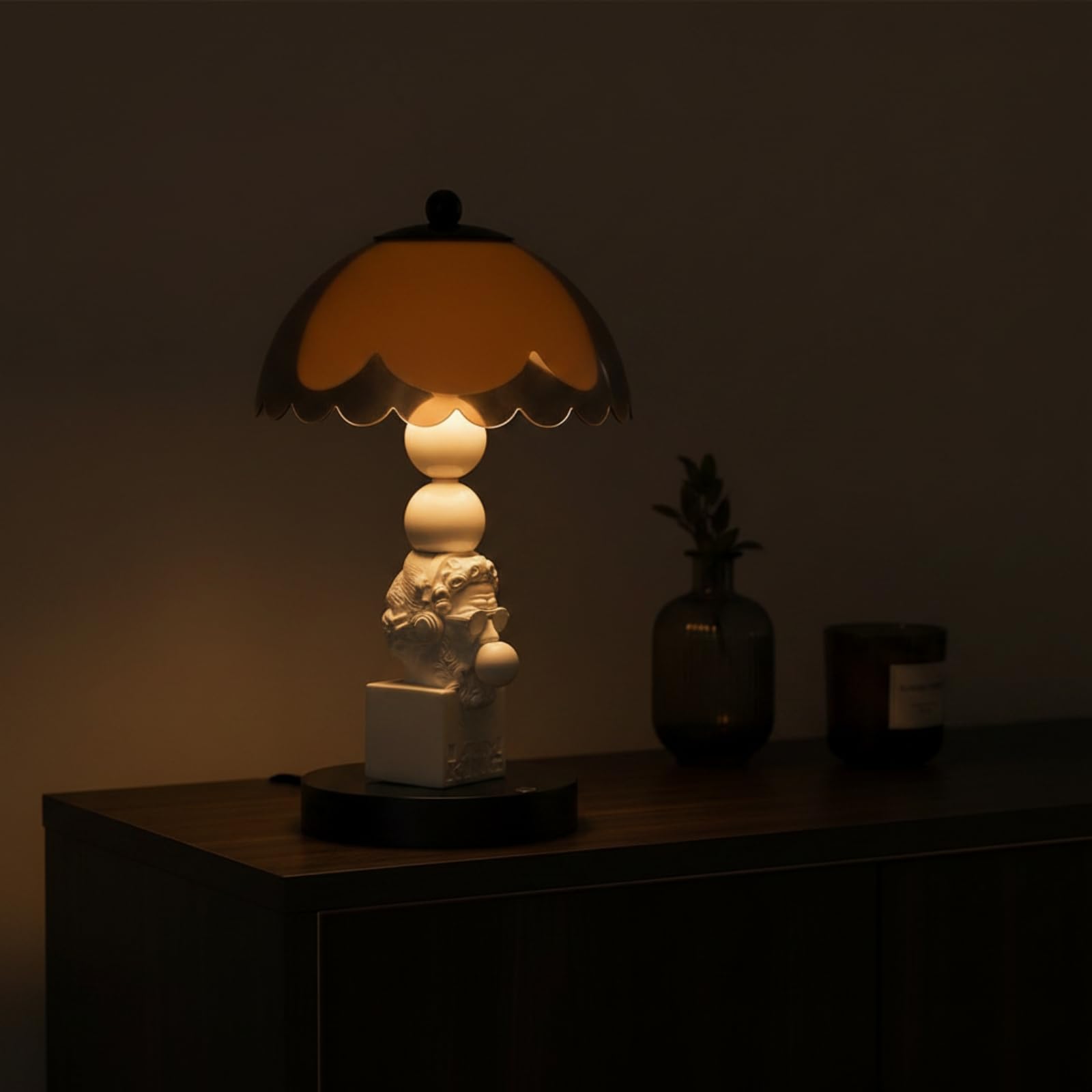 Lampada da Comodino con Base Scultorea a Cuore Paralume a Tamburo con Controllo Tattile per Camera da Letto Soggiorno Arredamento Moderno, Argento