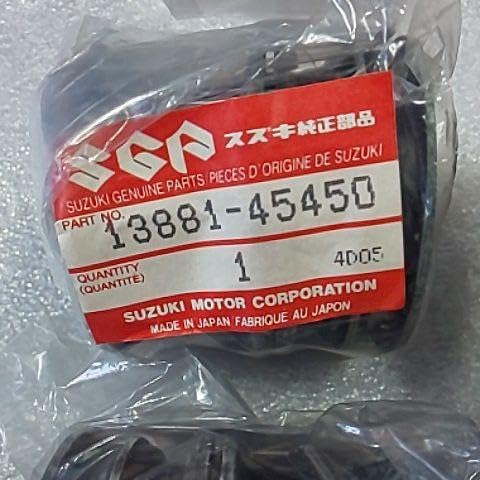 GSX750Sカタナ激レアインシュレーター新品 GSX750Sカタナ激レアインシュレーター GSX750Sカタナ[12社外JB-FCR39