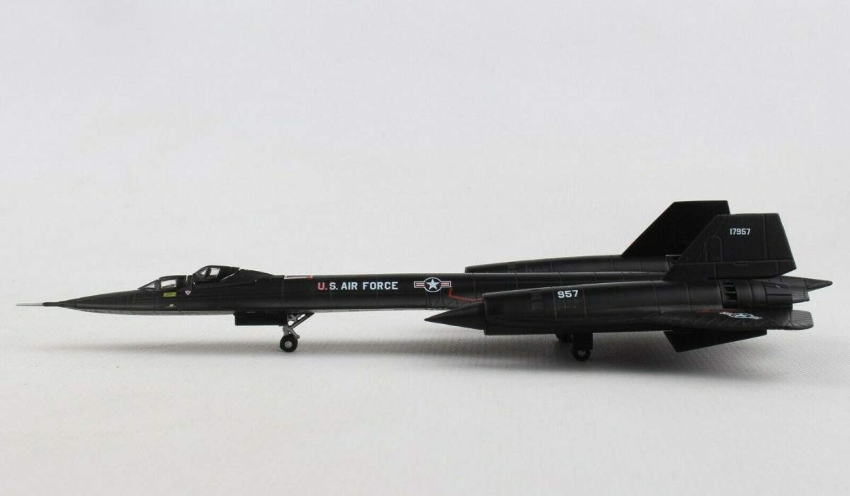 Herpa USAir Force Lockheed SR-71B Blackbird 42015st Strategic