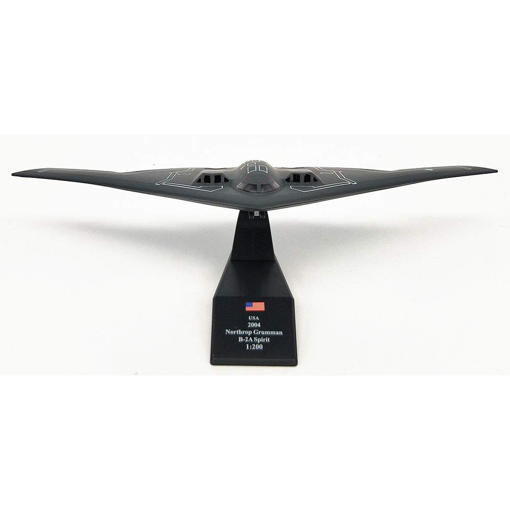 Maquette Bombardier Stealth USA B-2A Spirit avec vadrouille... 1/72 Modelcollect chez
