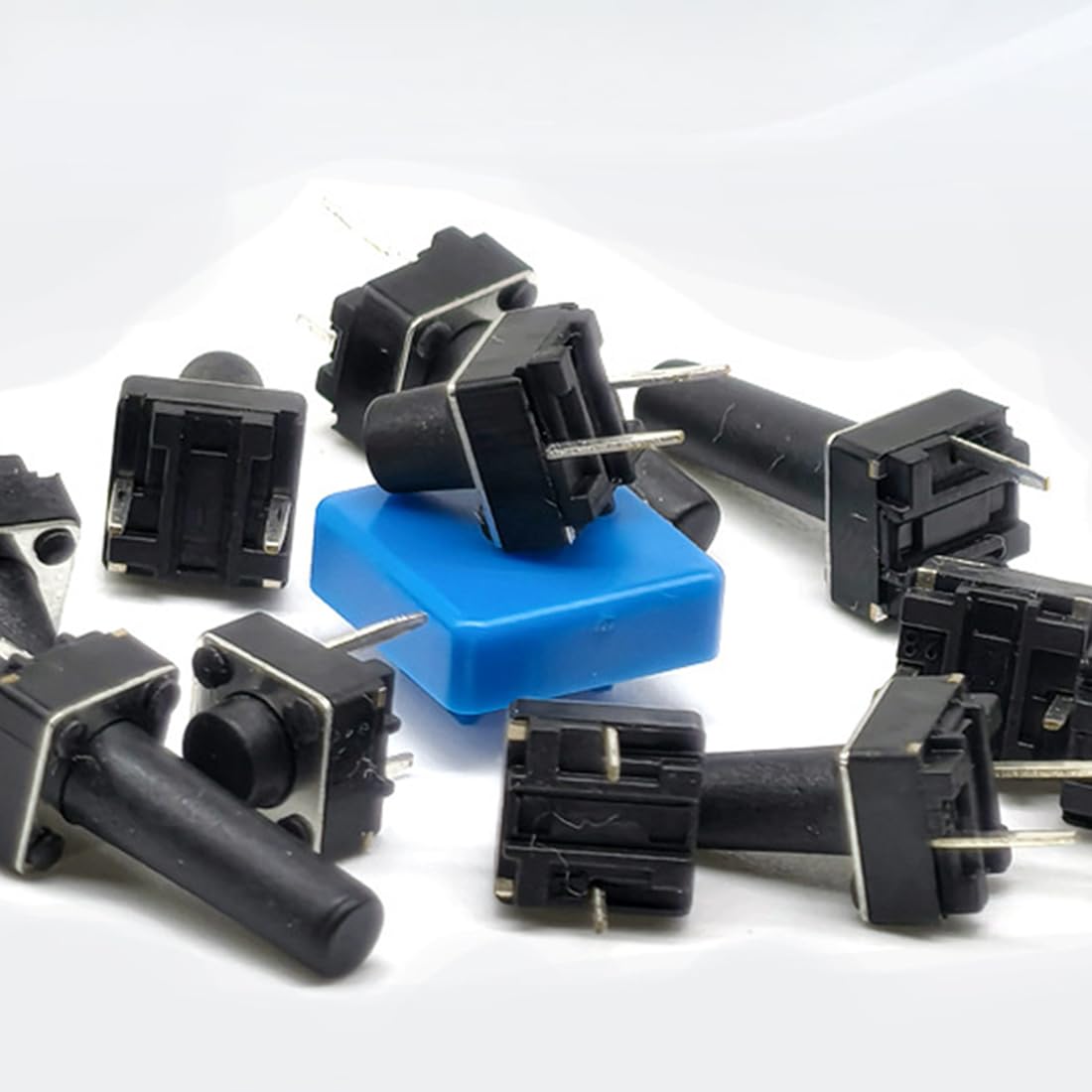 Produktbild von 100x Taktiler Drucktastenschalter 6x6mm – 10 Höhen (4,3-13mm), 4-Pin, Für Elektronik & Haushaltsgeräte