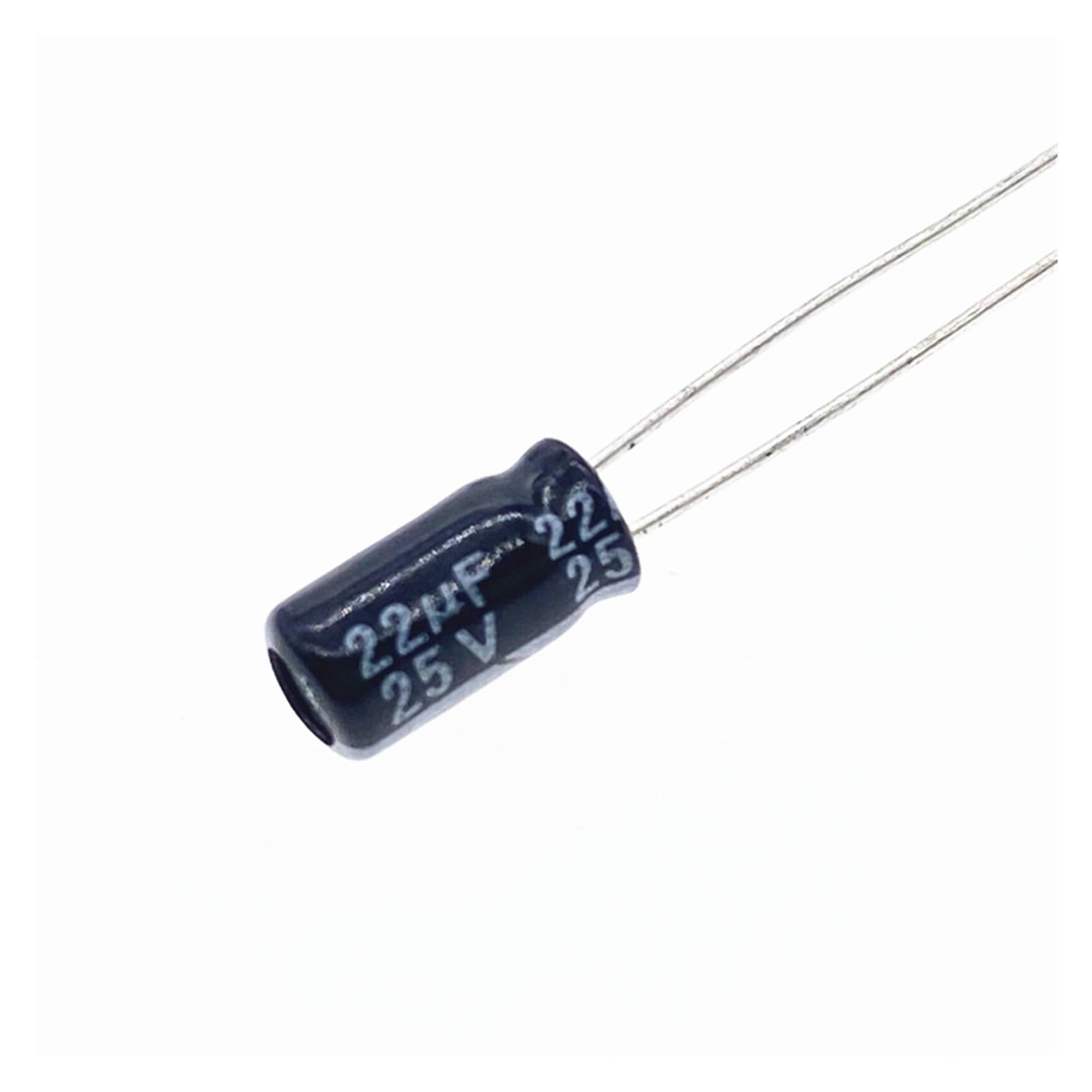 Condensateur electrolytique 25V 22uF en aluminium pour circuit lot de 20 pcs