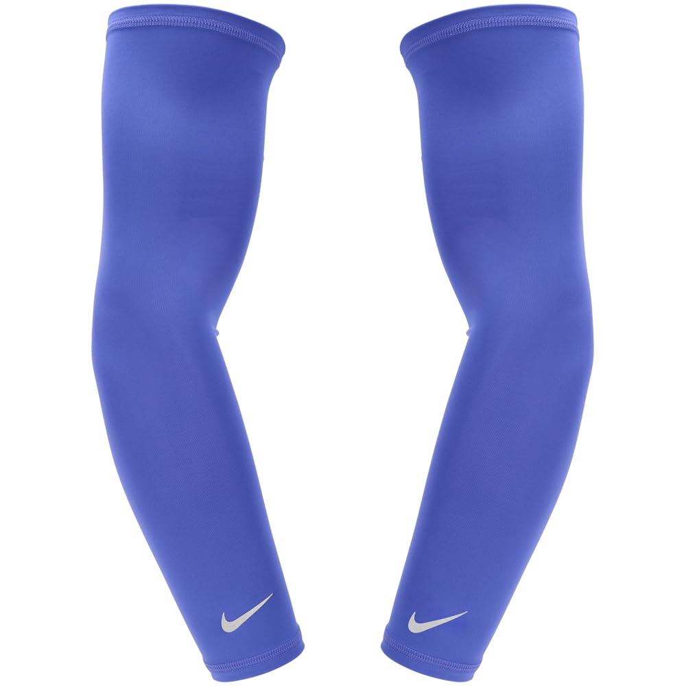 Nike Lightweight Arm Sleeves 2.0 Arm Sleeves Running Training Fitness Sports Compression Sleeves Lightweight Breathable Unisex, Sapphire/Silver, S/M