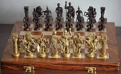 Metallic India Juego de ajedrez de latón romano hecho a mano con tabla de madera, (marrón)