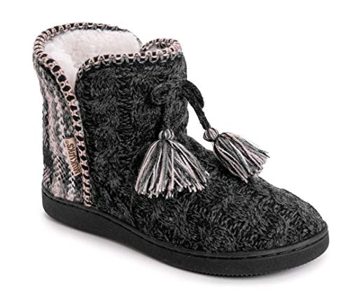MUK LUKS Black Short Faux Fur Bootie Slipper - 9/10