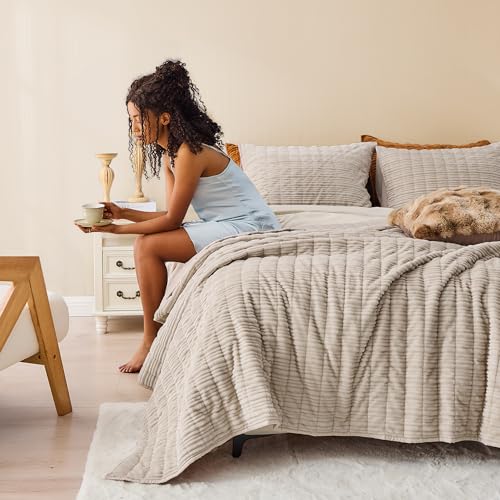 Image of Wonderful Corduroy Texture Beige Quilt Set Queen - Hypoallergenic Skin-Friendly Soft Plush Velvety Touch Bedspread, Classic Vertical Striped Lightweight Coverlet for All Season, 94 inchx94 inch