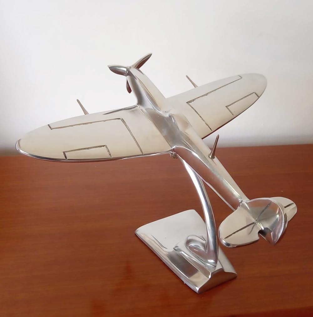 Inspirational Gifting Envergure de 25 cm Sculpture d'avion RAF Spitfire grand ornement sur support - Sculpture d'avion en aluminium poli à la main cadeau