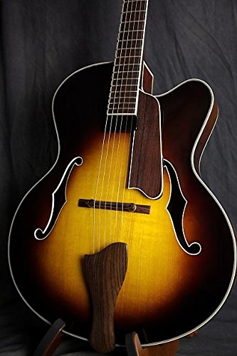 Eastman AR610CE-CS Archtop Guitar with hard case