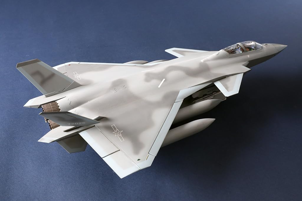 Trumpeter 05864 Chiński J-2S Fighter Plamodel 1/48 (samolot)