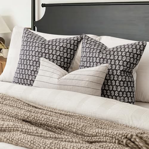 Foindtower Set of 2 Decorative Neutral Floral Print Throw Pillow Covers Vintage Accent Farmhouse Cushion Covers Boho Home Decor for Sofa Couch Chair Bedroom Living Room Outdoor,24×24 Inch,Black