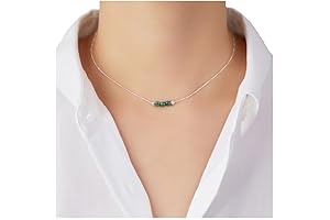 Lustrous 925 Sterling Silver Green Jade Cat Pendant Charm Necklace