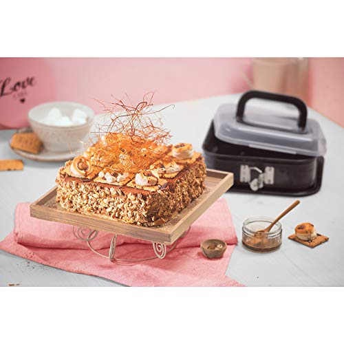 Foto von Original Kaiser Inspiration Springform eckig 24 x 24 cm, quadratische Backform mit Deckel, Tiramisu Form antihaftbeschichtet, klappbarer Griff, Kastenform, Kuchenform eckig