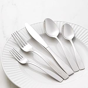 Cambridge 89-Pc. Flatware Set