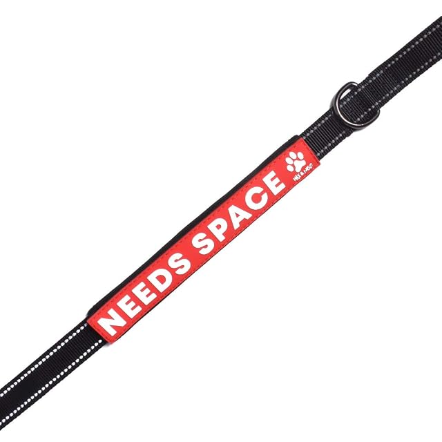 Max and Neo - Fundas para correa de perro, inscripción “Needs space”, 1 unidad