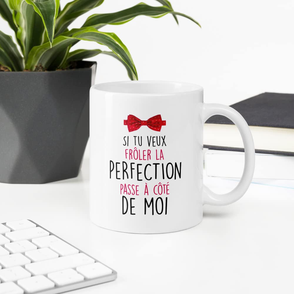 Tazza umoristica con scritta divertente idea regalo originale per amico uomo donna coppia amante collega marito fidanzato per compleanno, San Valentino, Natale, festa sorridi fin dal risveglio