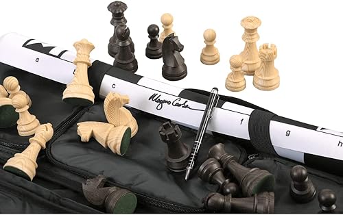 Miniatura 4 de The House of Staunton Magnus Carlsen Signature Series - Juego de ajedrez, bolsa y tablero