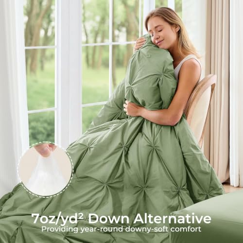 Image of Sasttie Full Size Comforter Set, 7-Piece Bed in a Bag Double, Pintuck Bedding Set for All Season, Includes Comforter, Flat Sheet, Fitted Sheet, Pillowcases and Pillowshams, Pale Green