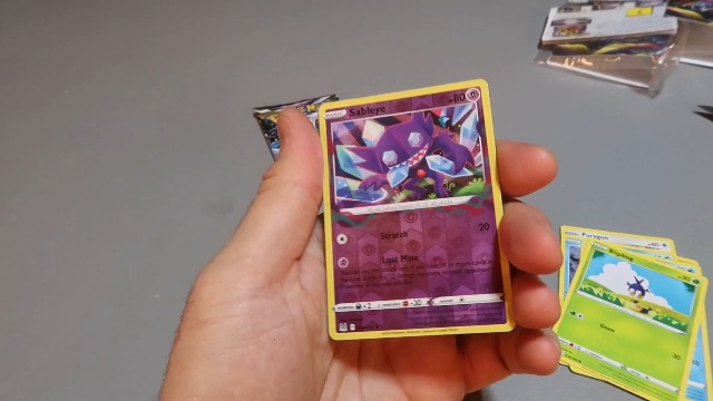 Watch Pokemon Lost Origin Mini Portfolio & 1 Booster Pack, Medium  Multicolor.mp4 on Amazon Live