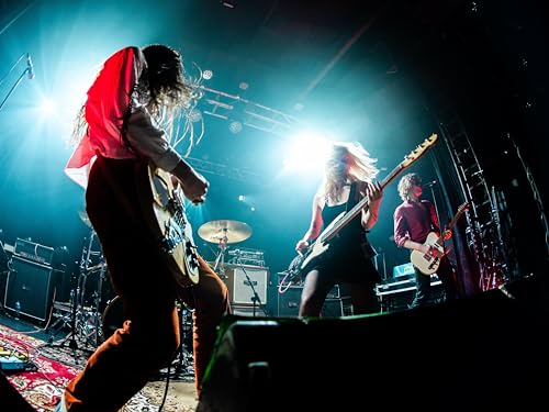 James and the Cold Gun