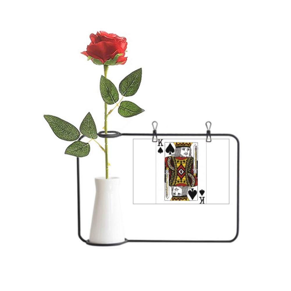 Jeu de cartes à jouer Spade K et fleurs artificielles de décoration avec vases