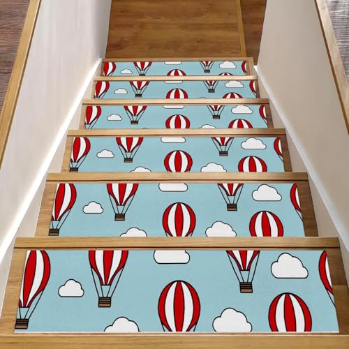 Camino de escalera de madera con nubes decorativas para el hogar 2