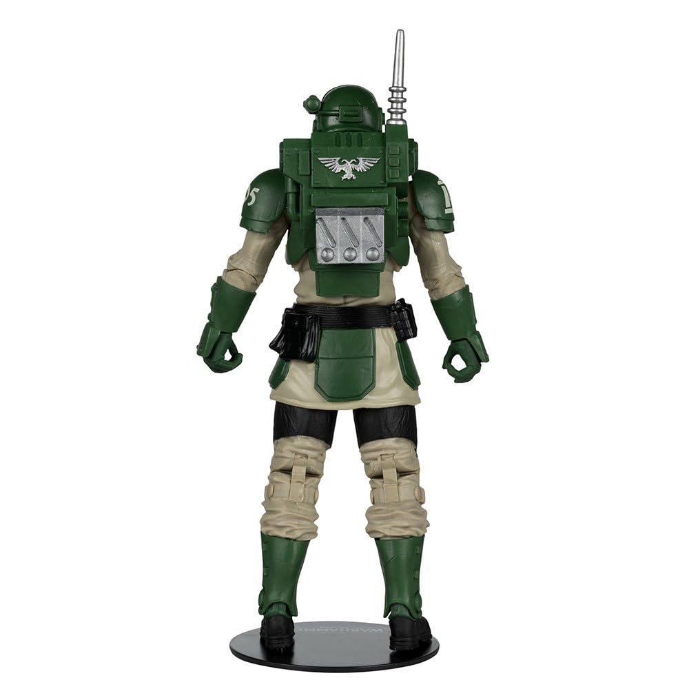 Bizak McFarlane Astra Militarum Karskin Warhammer 40000, videogioco online, scultura articolata da 18 cm con accessori, biglietto d'arte da collezione e base espositiva, (64380961)